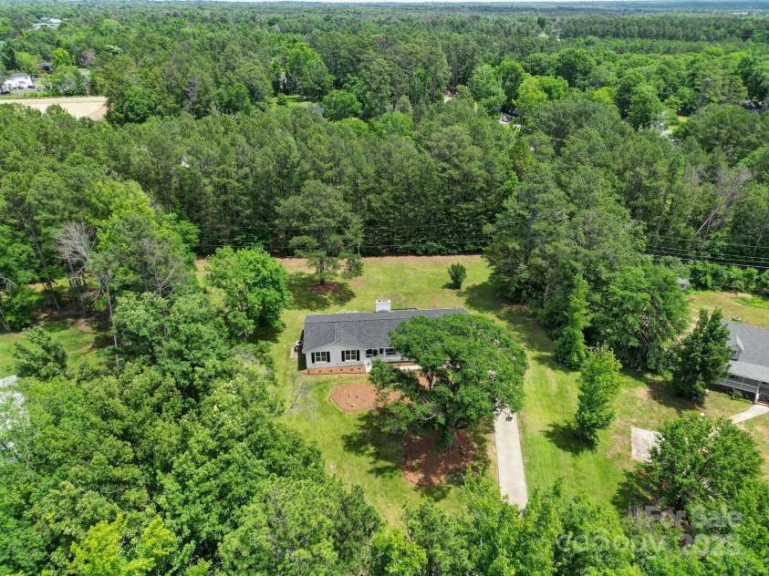 263 Fairway Circle, Rock Hill, SC 29730.  MLS# CAR4260304, YatesRealty ID 18694. 