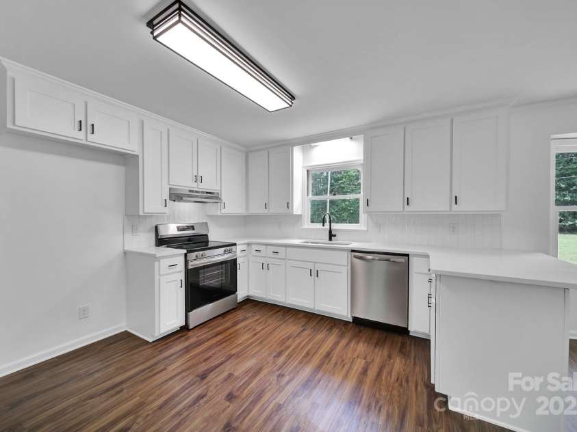 263 Fairway Circle, Rock Hill, SC 29730.  MLS# CAR4260304, YatesRealty ID 18694. 