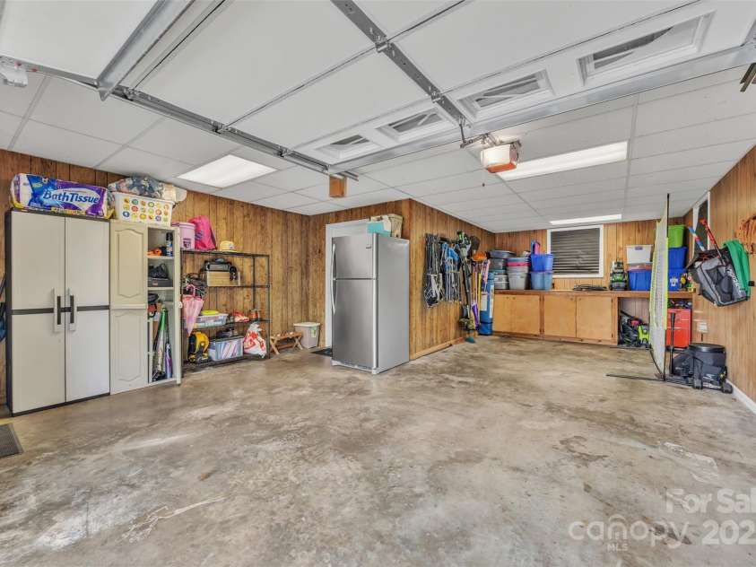 827 River Hills Court, Taylorsville, NC 28681.  MLS# CAR4258577, YatesRealty ID 18695. 