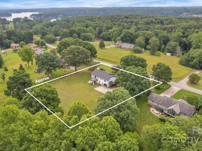 827 River Hills Court, Taylorsville, NC 28681.  MLS# CAR4258577, YatesRealty ID 18695. 