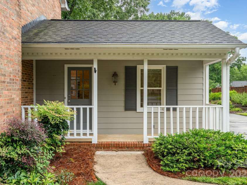 1209 Alfred Street, Charlotte, NC 28211.  MLS# CAR4252796, YatesRealty ID 18696. 2nd entry