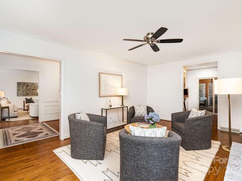 1209 Alfred Street, Charlotte, NC 28211.  MLS# CAR4252796, YatesRealty ID 18696. Den