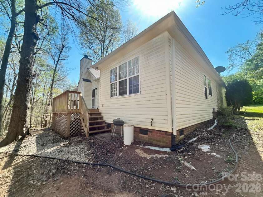 3508 Mayspring Place, Charlotte, NC 28269.  MLS# CAR4362433, YatesRealty ID 18698. 