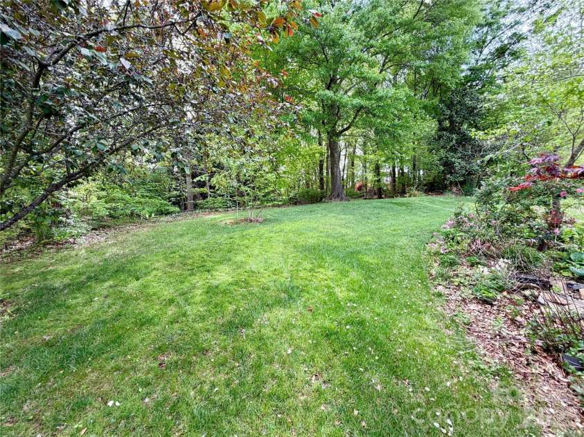5954 Rathlin Court, Concord, NC 28027.  MLS# CAR4370290, YatesRealty ID 18699. 
