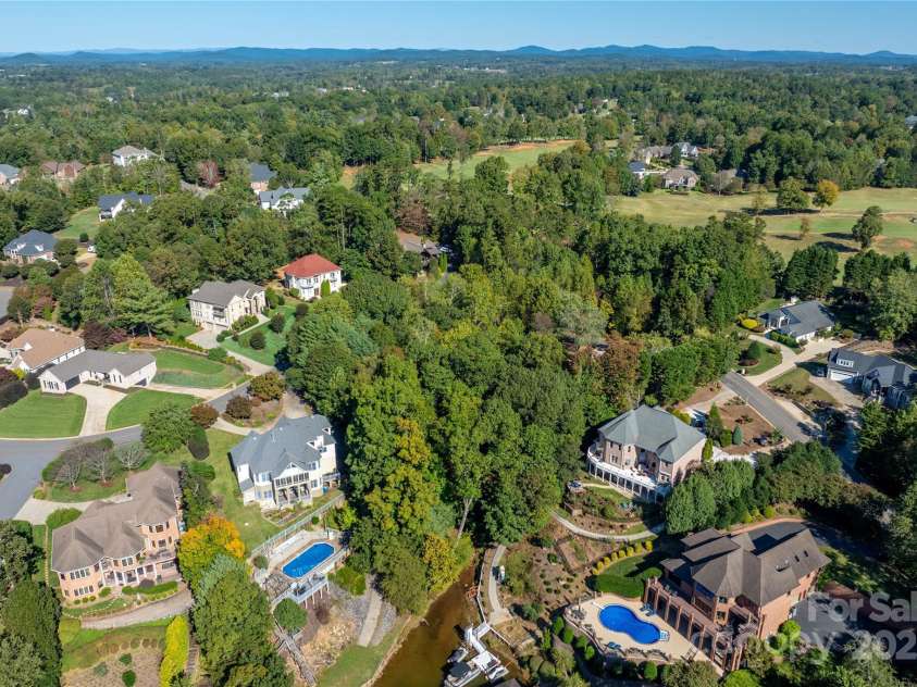 316 Players Ridge Road, Hickory, NC 28601.  MLS# CAR4305590, YatesRealty ID 187. 