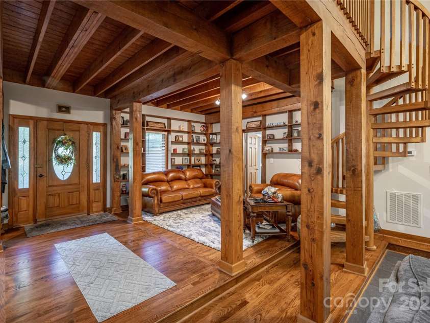 316 Players Ridge Road, Hickory, NC 28601.  MLS# CAR4305590, YatesRealty ID 187. 