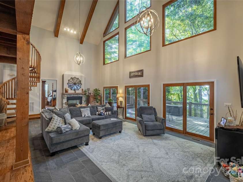 316 Players Ridge Road, Hickory, NC 28601.  MLS# CAR4305590, YatesRealty ID 187. 