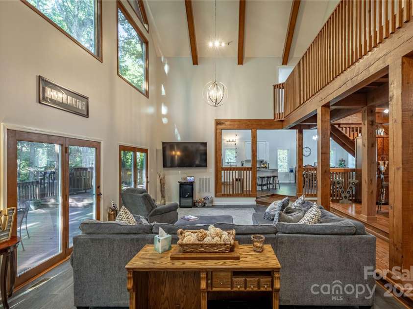 316 Players Ridge Road, Hickory, NC 28601.  MLS# CAR4305590, YatesRealty ID 187. 