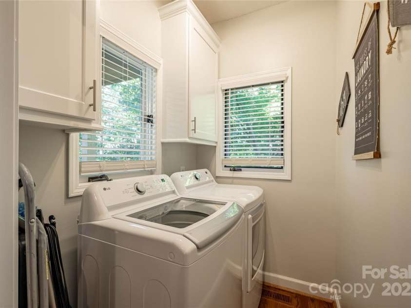 316 Players Ridge Road, Hickory, NC 28601.  MLS# CAR4305590, YatesRealty ID 187. 