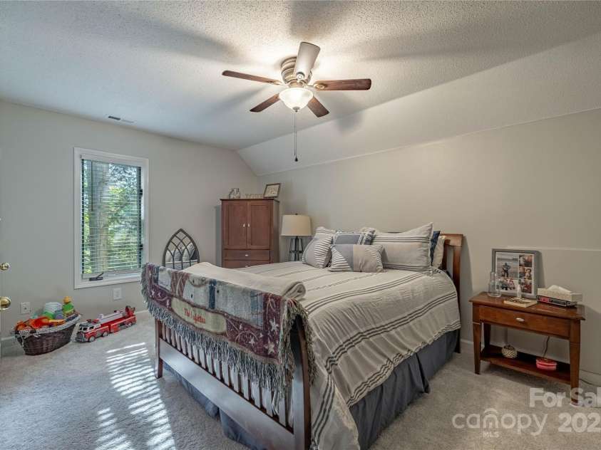 316 Players Ridge Road, Hickory, NC 28601.  MLS# CAR4305590, YatesRealty ID 187. 