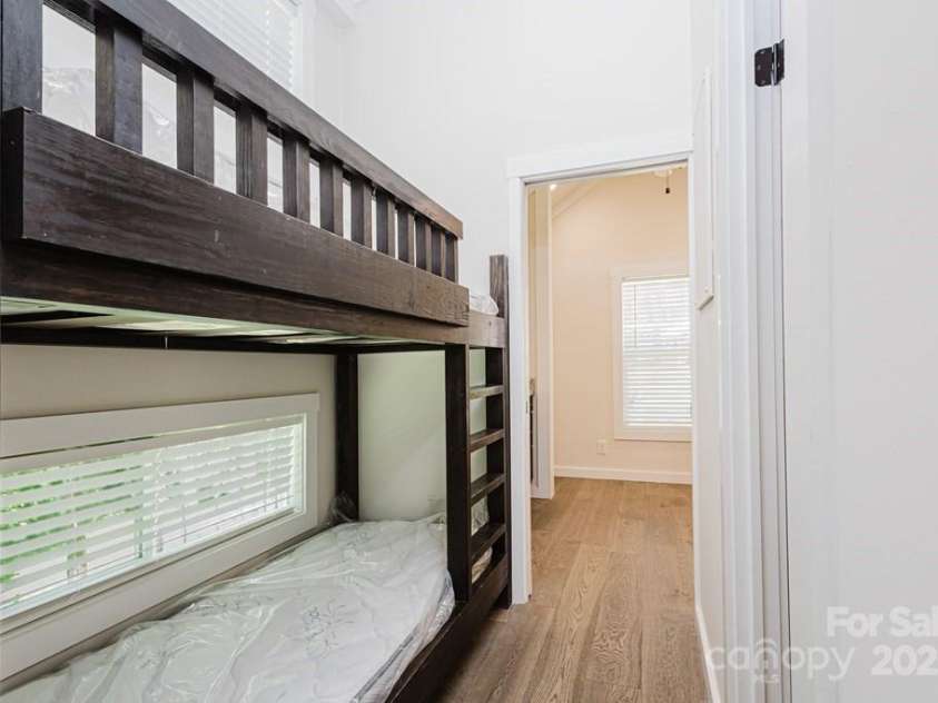 15 Pinehurst Drive, Bryson City, NC 28713.  MLS# CAR4305404, YatesRealty ID 1870. 