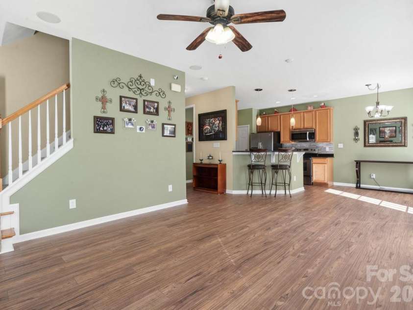 173 Painted Bunting Drive, Troutman, NC 28166.  MLS# CAR4293533, YatesRealty ID 1870. Living Room