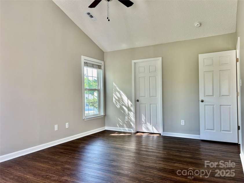 12403 Panthersville Drive, Charlotte, NC 28269.  MLS# CAR4226731, YatesRealty ID 18700. 