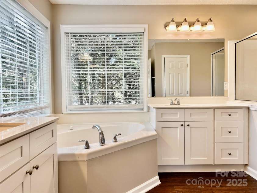 12403 Panthersville Drive, Charlotte, NC 28269.  MLS# CAR4226731, YatesRealty ID 18700. 