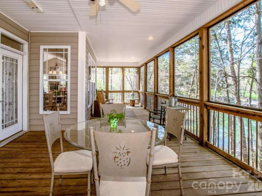 125 Melrose Lane, Mooresville, NC 28117.  MLS# CAR4348843, YatesRealty ID 18700. 