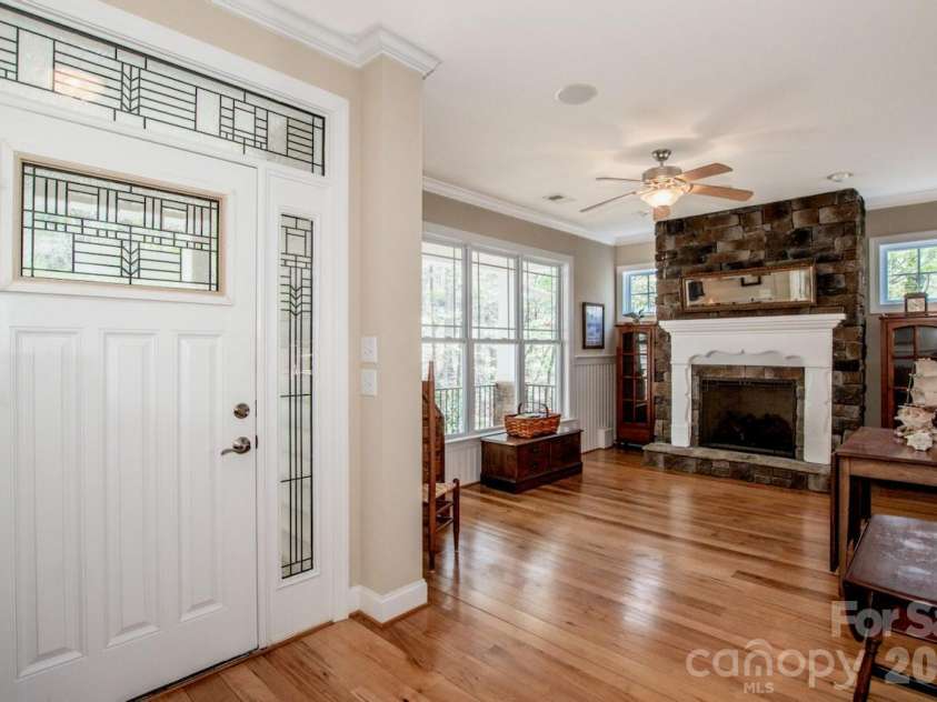 125 Melrose Lane, Mooresville, NC 28117.  MLS# CAR4348843, YatesRealty ID 18700. 
