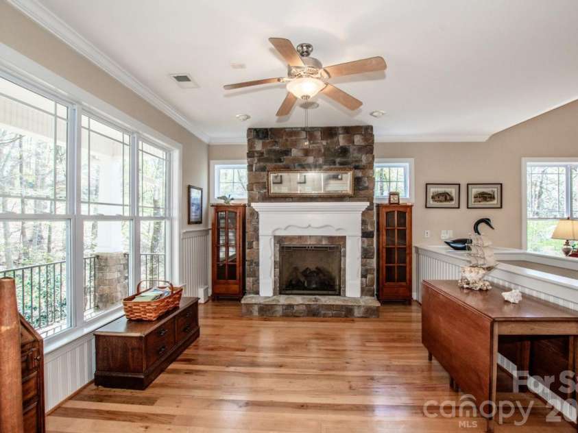 125 Melrose Lane, Mooresville, NC 28117.  MLS# CAR4348843, YatesRealty ID 18700. 