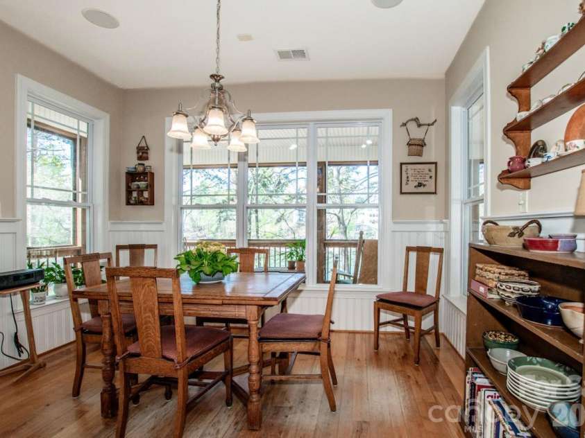 125 Melrose Lane, Mooresville, NC 28117.  MLS# CAR4348843, YatesRealty ID 18700. 