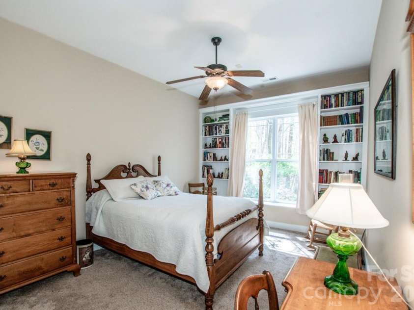125 Melrose Lane, Mooresville, NC 28117.  MLS# CAR4348843, YatesRealty ID 18700. 