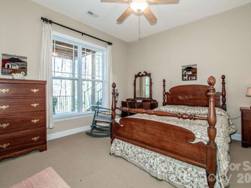 125 Melrose Lane, Mooresville, NC 28117.  MLS# CAR4348843, YatesRealty ID 18700. 