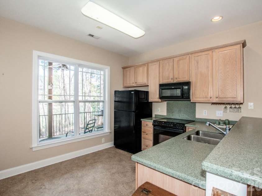 125 Melrose Lane, Mooresville, NC 28117.  MLS# CAR4348843, YatesRealty ID 18700. 