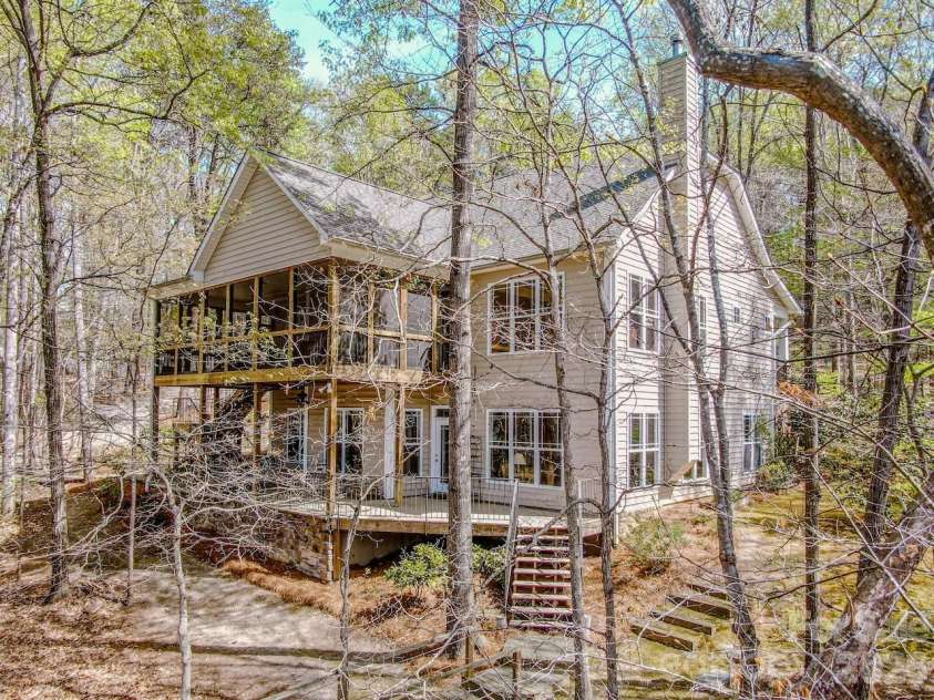 125 Melrose Lane, Mooresville, NC 28117.  MLS# CAR4348843, YatesRealty ID 18700. 