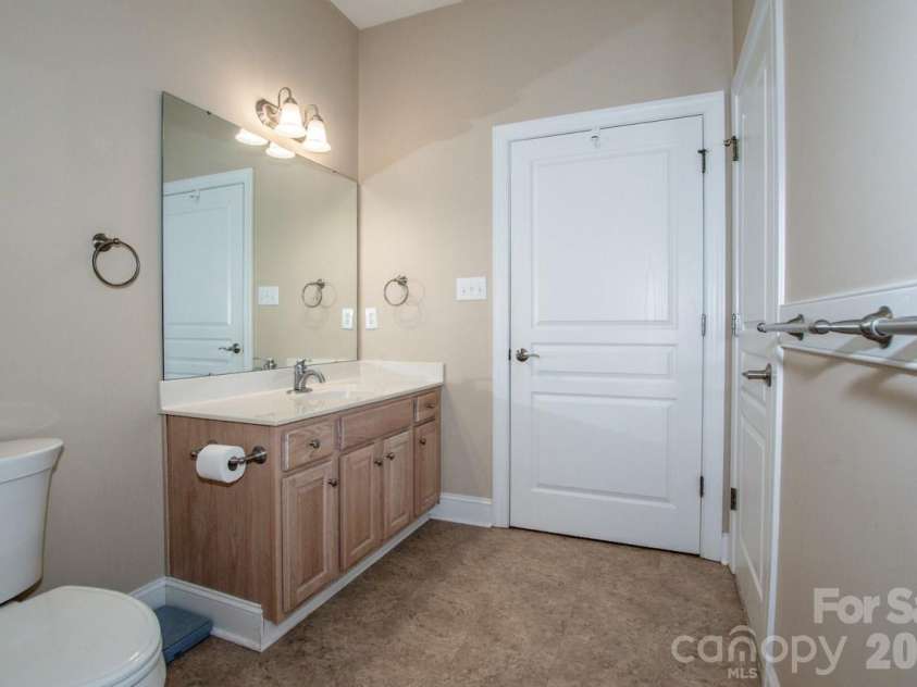 125 Melrose Lane, Mooresville, NC 28117.  MLS# CAR4348843, YatesRealty ID 18700. 