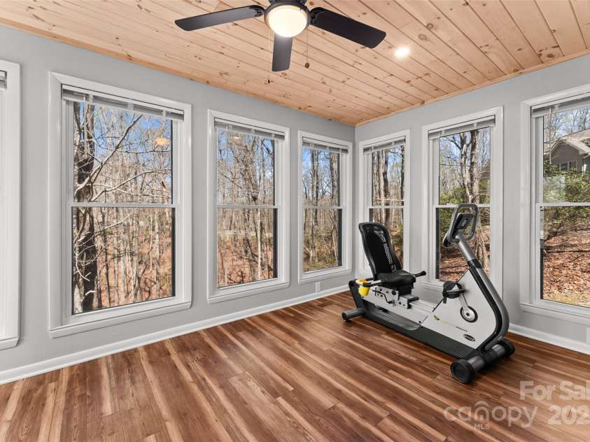 46 Wahuhu Court, Brevard, NC 28712.  MLS# CAR4241223, YatesRealty ID 18701. 