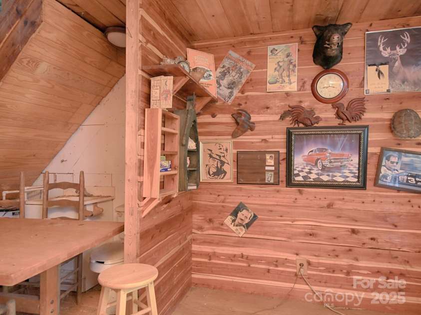 269 Johnson Dairy Road, Mooresville, NC 28115.  MLS# CAR4260297, YatesRealty ID 18702. Cabin