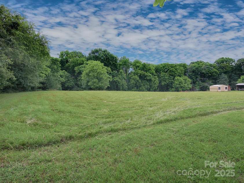 269 Johnson Dairy Road, Mooresville, NC 28115.  MLS# CAR4260297, YatesRealty ID 18702. Property