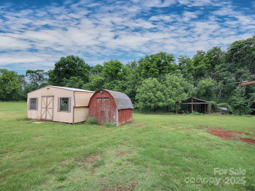 269 Johnson Dairy Road, Mooresville, NC 28115.  MLS# CAR4260297, YatesRealty ID 18702. Storage
