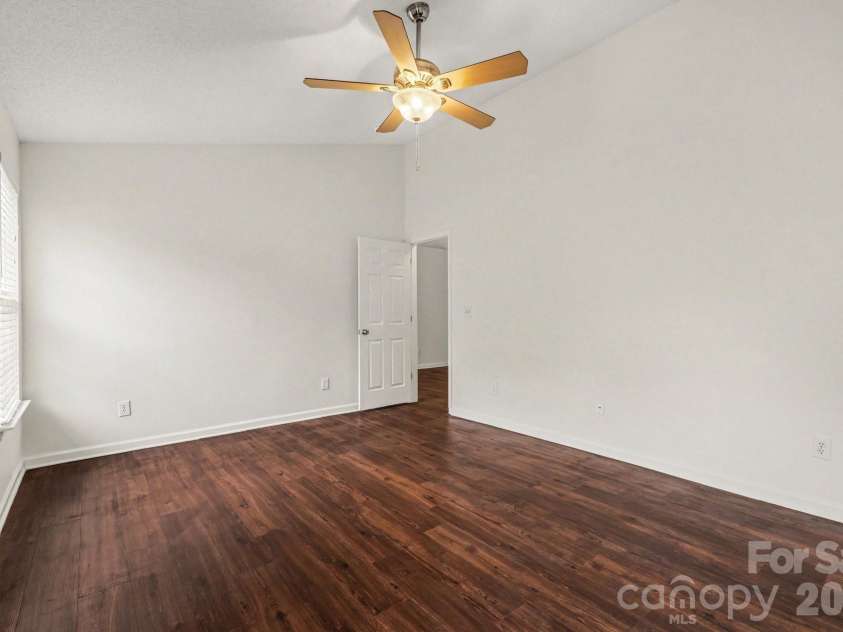 3218 Silver Spur Court, Charlotte, NC 28273.  MLS# CAR4377615, YatesRealty ID 18702. 