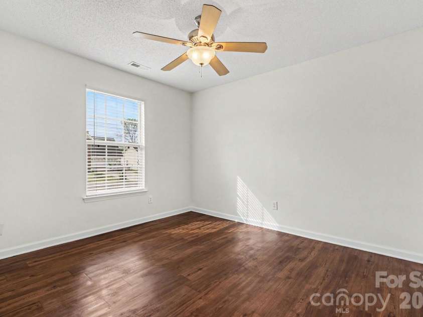 3218 Silver Spur Court, Charlotte, NC 28273.  MLS# CAR4377615, YatesRealty ID 18702. 