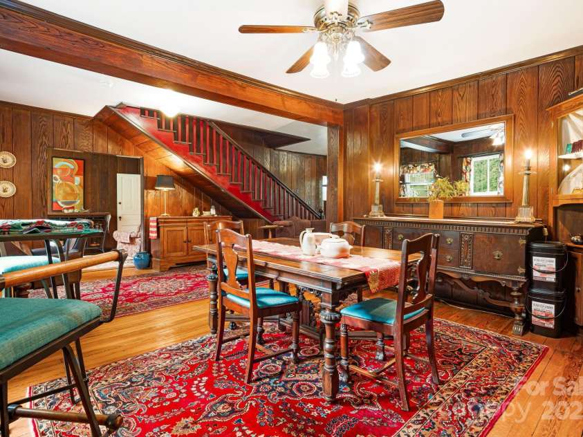 1186 Old US 70 Highway, Black Mountain, NC 28711.  MLS# CAR4258643, YatesRealty ID 18703. 