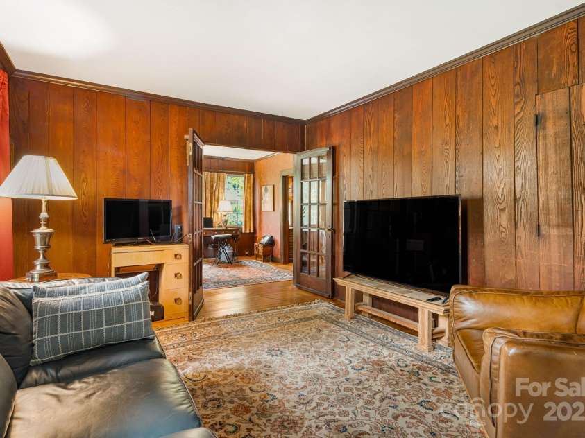 1186 Old US 70 Highway, Black Mountain, NC 28711.  MLS# CAR4258643, YatesRealty ID 18703. 