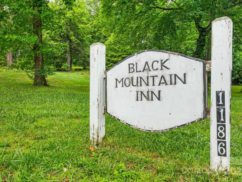 1186 Old US 70 Highway, Black Mountain, NC 28711.  MLS# CAR4258643, YatesRealty ID 18703. 