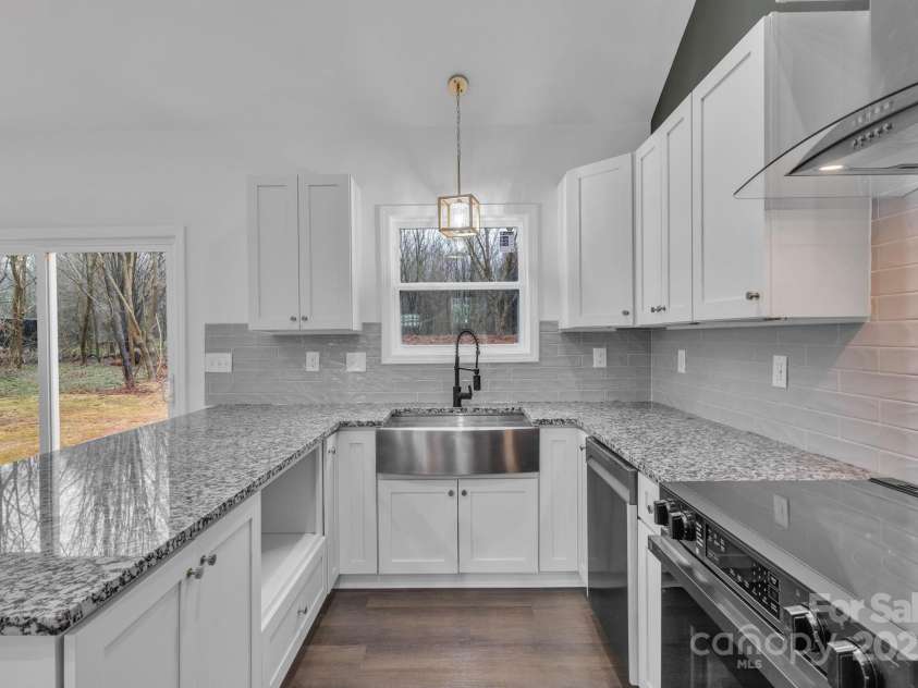 2853 W Zion Church Road, Shelby, NC 28150.  MLS# CAR4223469, YatesRealty ID 18705. 