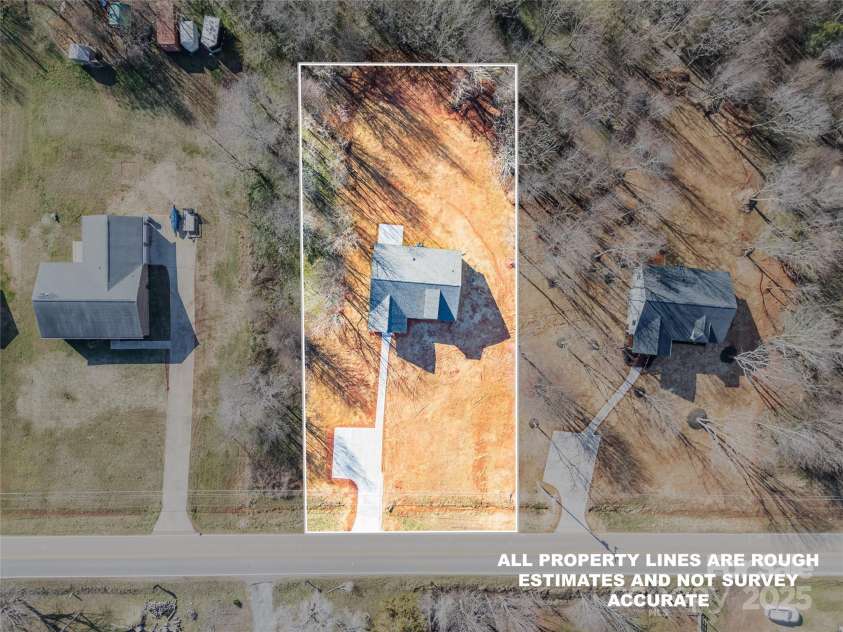 2853 W Zion Church Road, Shelby, NC 28150.  MLS# CAR4223469, YatesRealty ID 18705. 