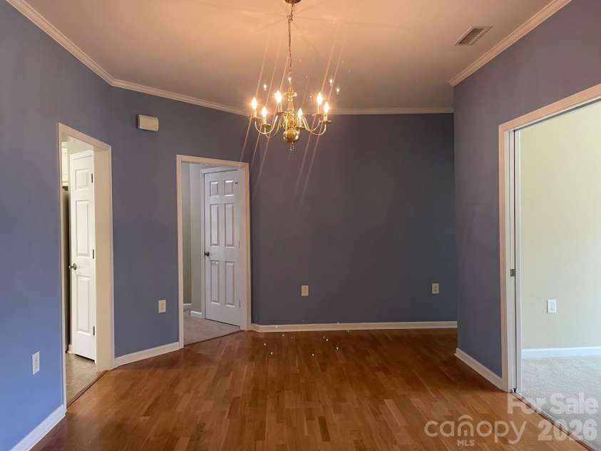 489 26th Avenue, Hickory, NC 28601.  MLS# CAR4377428, YatesRealty ID 18705. 489A Dining Room
