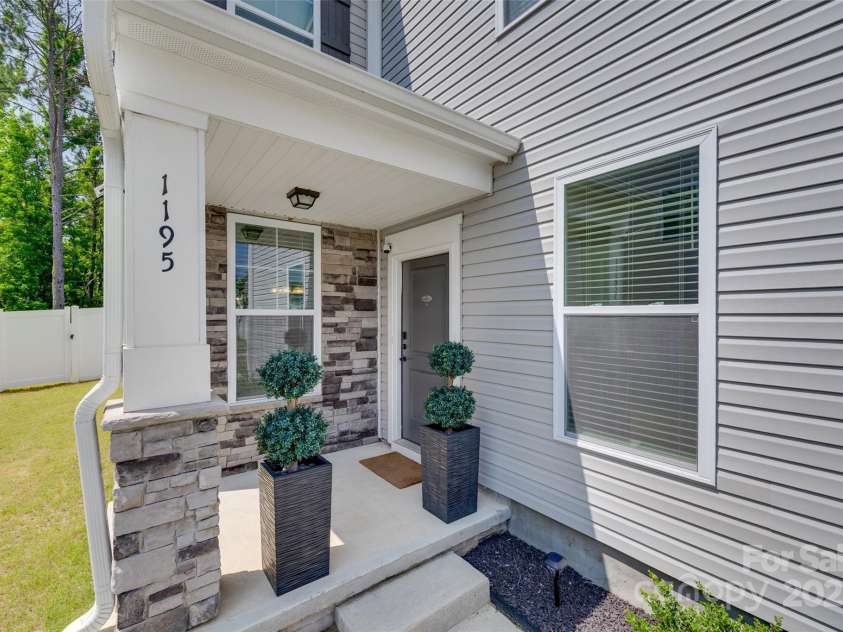 1195 Cavalier Lane, Rock Hill, SC 29730.  MLS# CAR4267397, YatesRealty ID 18706. 