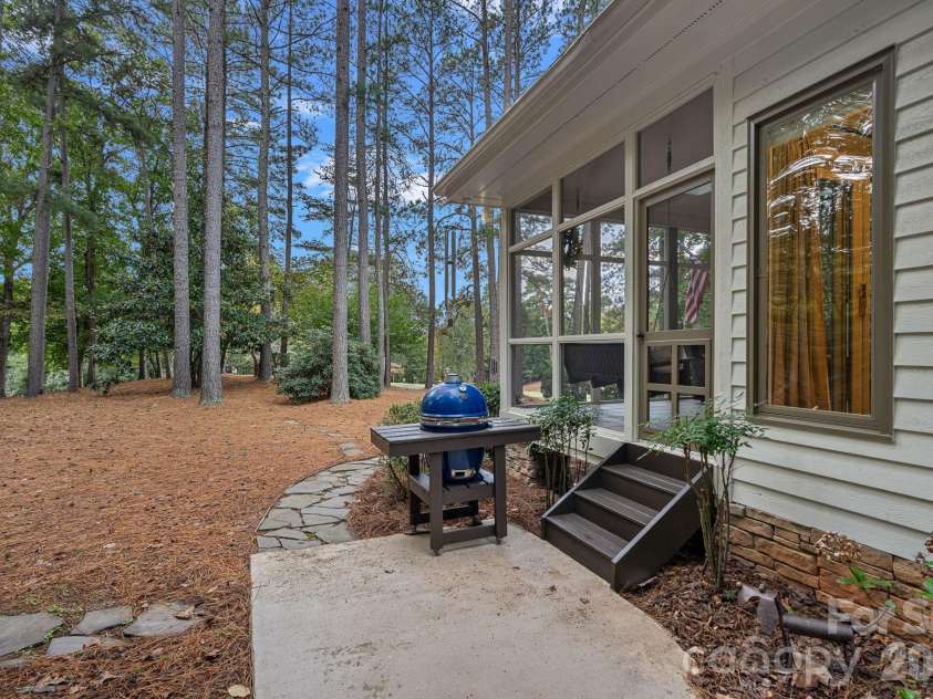 176 Yadkin Falls Road, New London, NC 28127.  MLS# CAR4378008, YatesRealty ID 18706. 