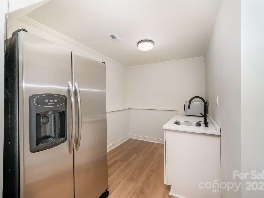 235 River Loop Road, Belmont, NC 28012.  MLS# CAR4252570, YatesRealty ID 18707. 