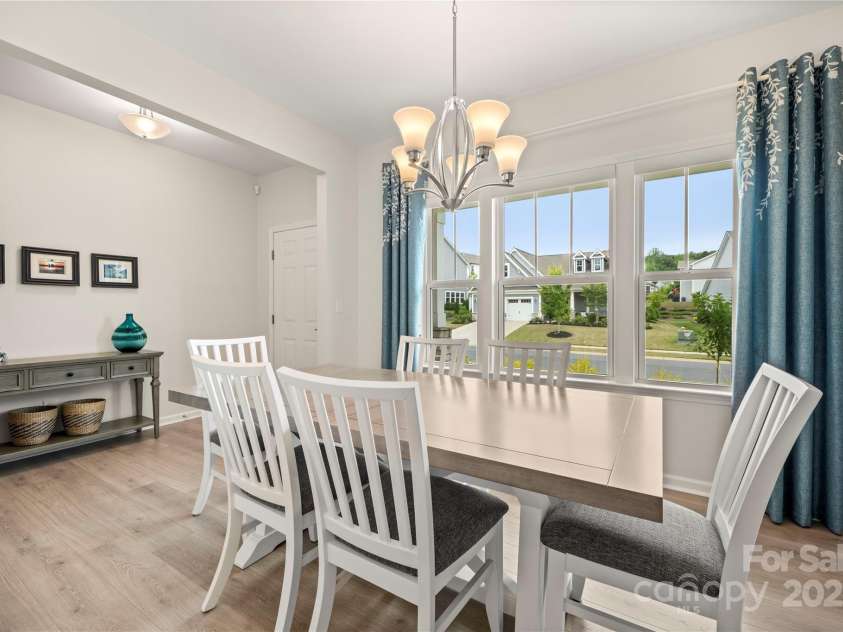 1918 Thoreau Way, York, SC 29745.  MLS# CAR4257653, YatesRealty ID 18708. Dining Room