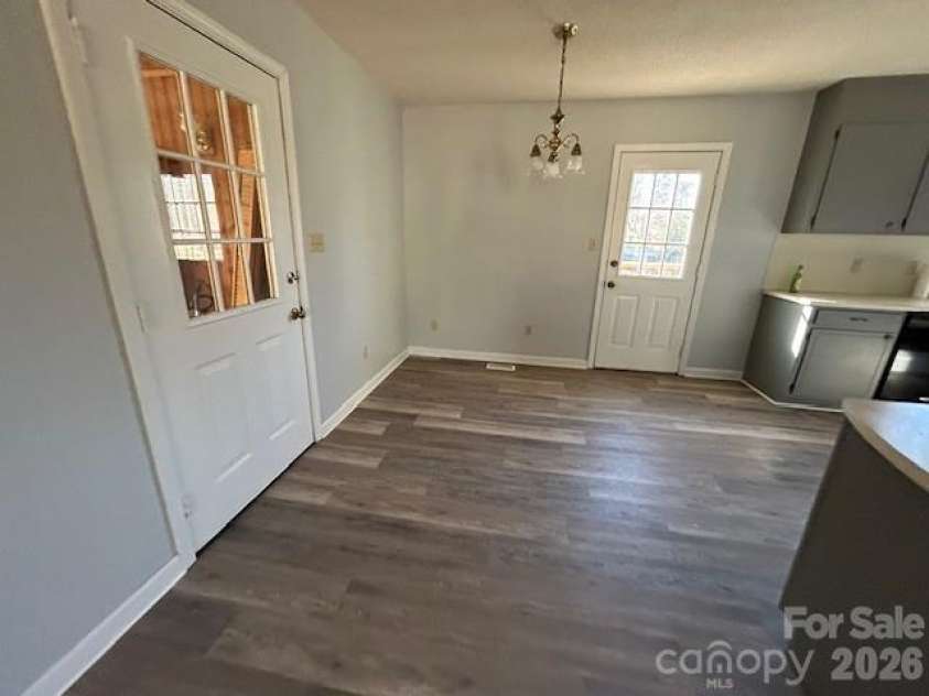 1616 Lazenby Street, Newton, NC 28658.  MLS# CAR4266358, YatesRealty ID 18709. Dining