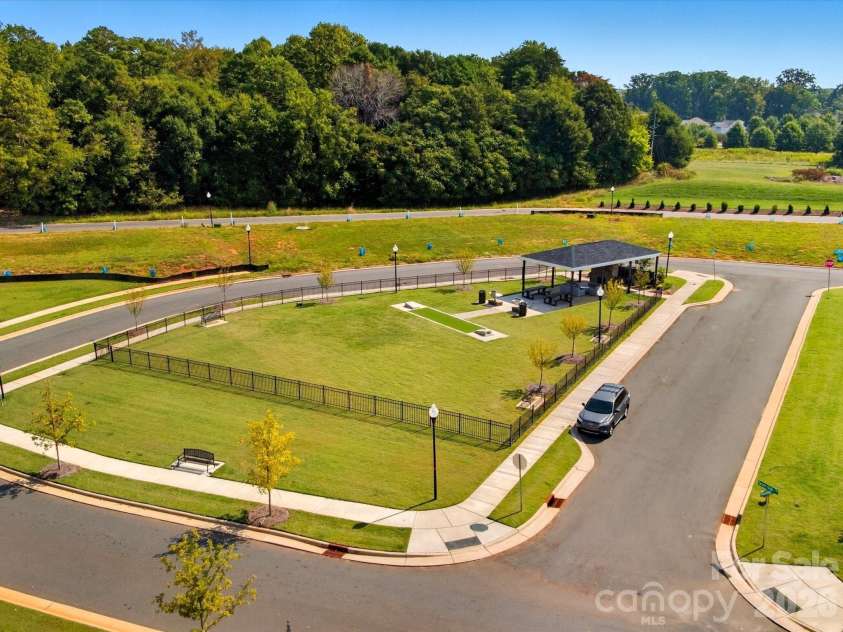 323 Ardmore Drive, Belmont, NC 28012.  MLS# CAR4378227, YatesRealty ID 18709. Community common space