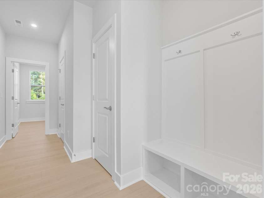 323 Ardmore Drive, Belmont, NC 28012.  MLS# CAR4378227, YatesRealty ID 18709. Drop zone