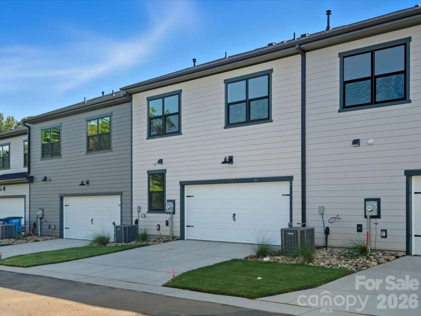 323 Ardmore Drive, Belmont, NC 28012.  MLS# CAR4378227, YatesRealty ID 18709. Rear 2 bay garage