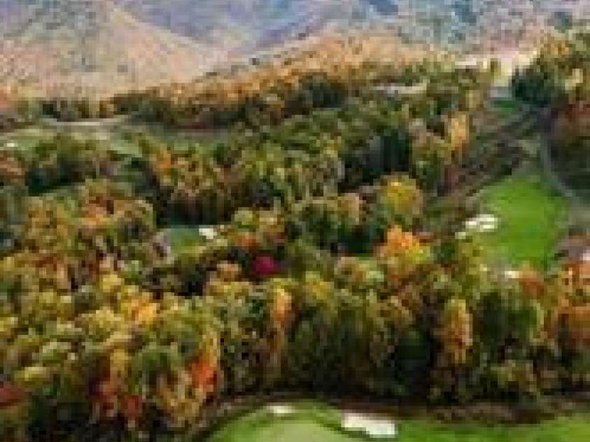 15 Foam Flower Lane, Tuckasegee, NC 28783.  MLS# CAR4233015, YatesRealty ID 1871. 