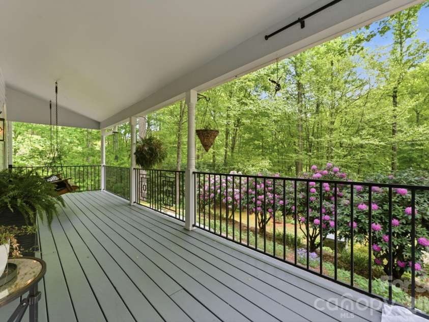 438 Serenity Mountain Road, Waynesville, NC 28786.  MLS# CAR4376941, YatesRealty ID 18710. 