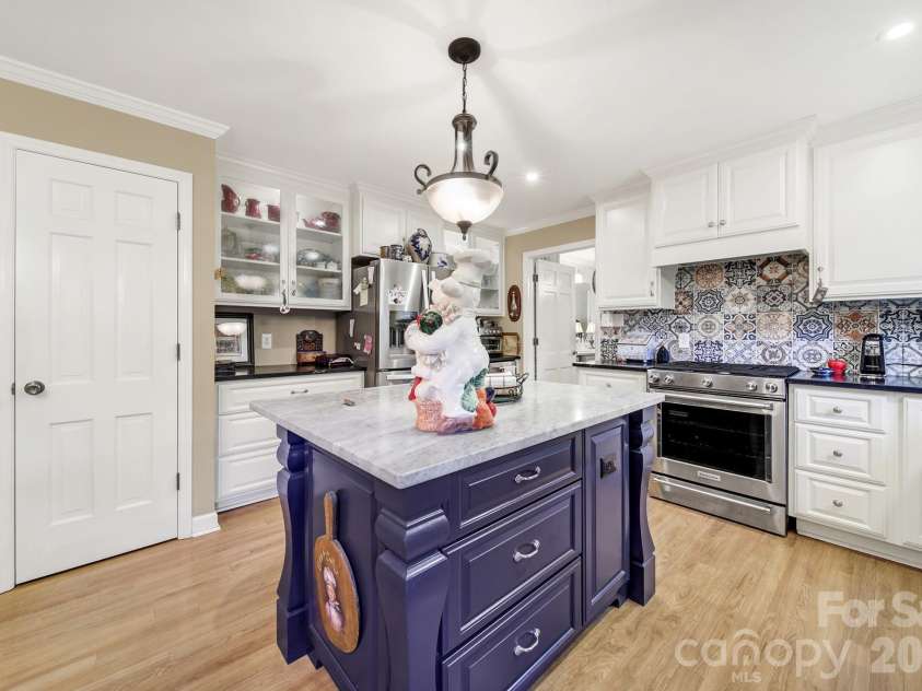 537 Briarwood Road, Lancaster, SC 29720.  MLS# CAR4377943, YatesRealty ID 18711. 